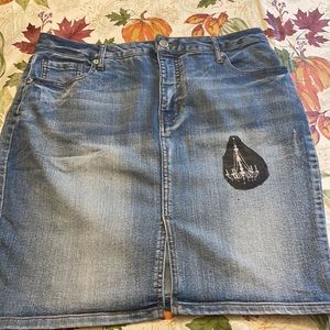 Faded Glory denim skirt with chandelier detail